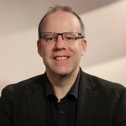 Dr. Barry Houlihan